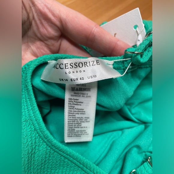 🏷️ NWT Accessorize London One Piece Swimsuit - Picture 6 of 8